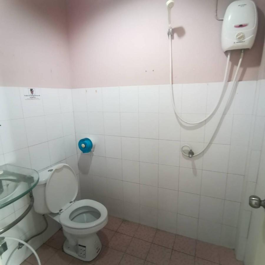 Haadrin Village Mixed Dorm 哈林海滩 外观 照片