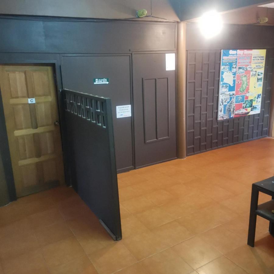 Haadrin Village Mixed Dorm 哈林海滩 外观 照片